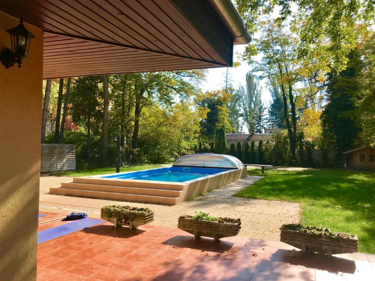 Villa Lily 자르마디 외부 사진